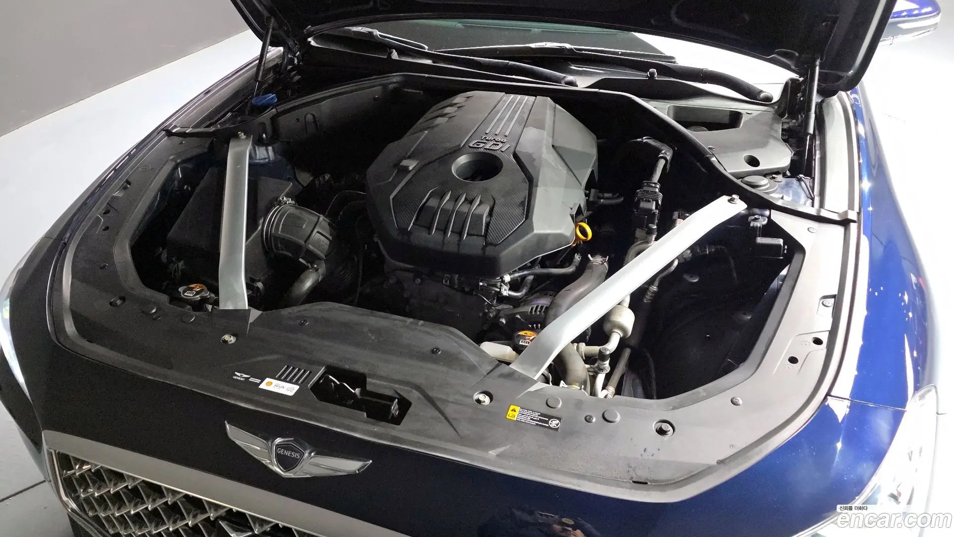 Genesis G70 2.0T AWD