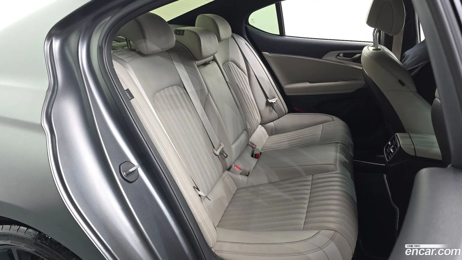 Genesis G70 Gasoline 2.0T 2WD
