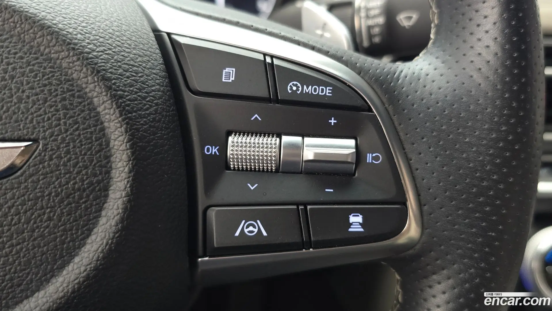 Genesis G70 Gasoline 2.0T 2WD