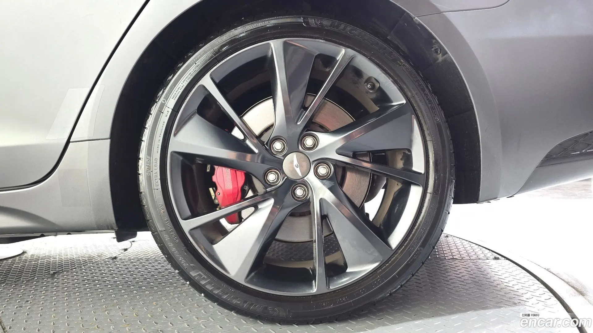 Genesis G70 Gasoline 2.0T 2WD