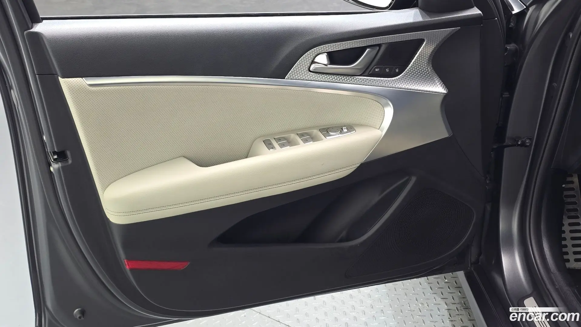 Genesis G70 Gasoline 2.0T 2WD