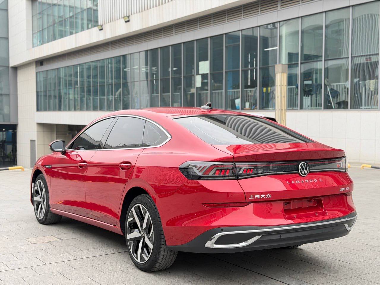 Volkswagen Lamando L