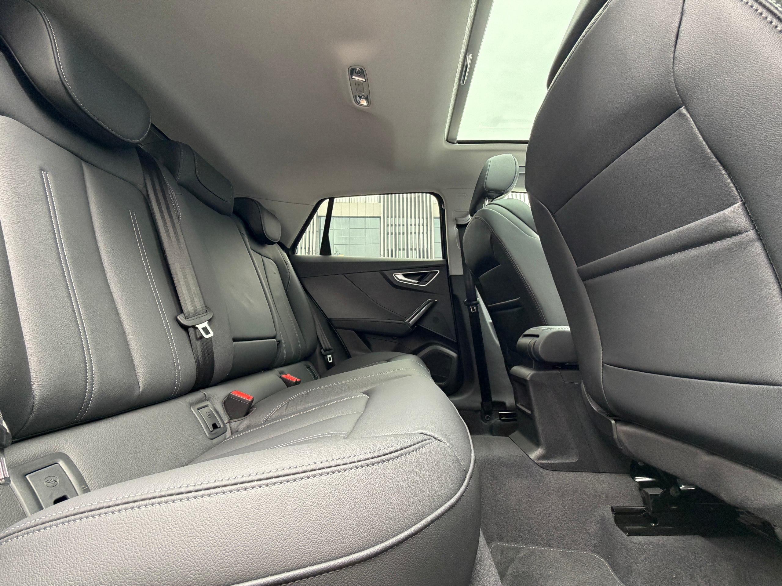 Audi Q2L