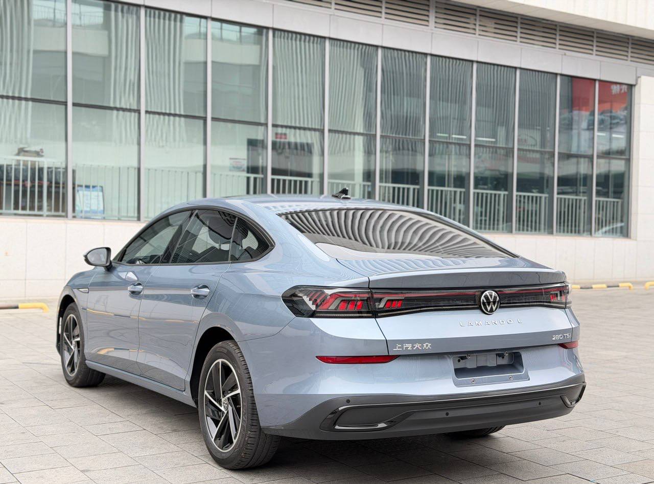 Volkswagen Lamando L