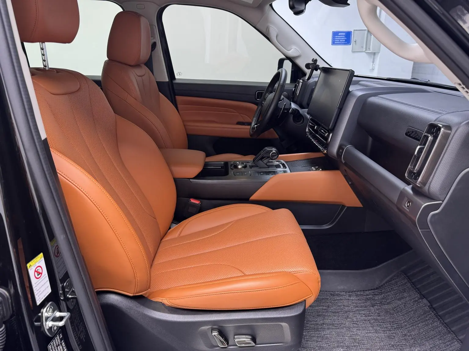 Haval H9 2024 2.4T Diesel 4WD 5 seat