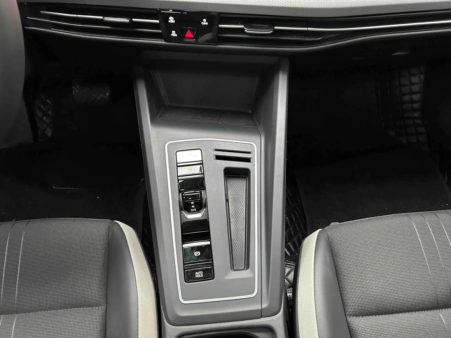 Volkswagen Golf 2023 280TSI DSG Pro