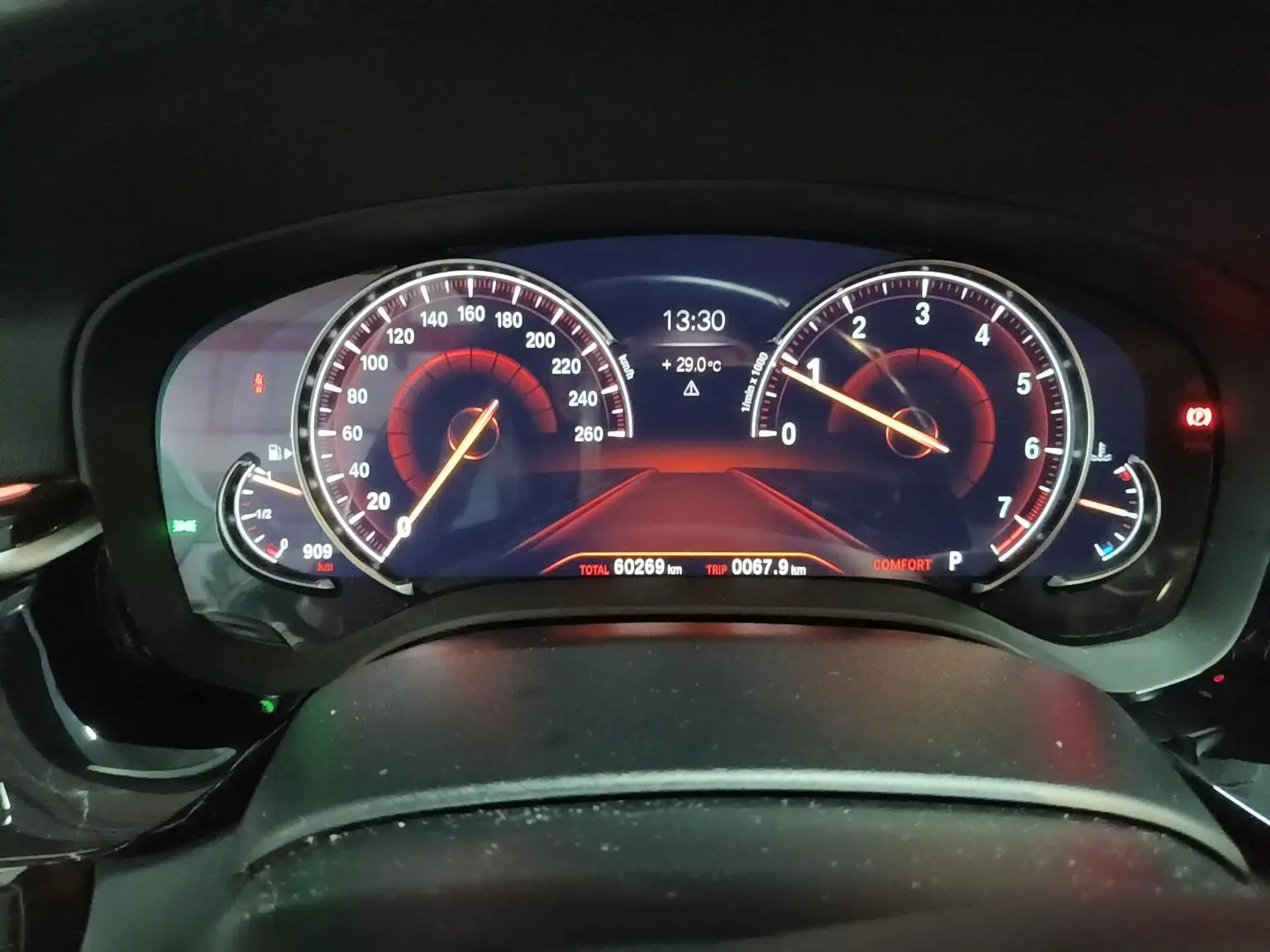 BMW 5 Series 2018 525Li Luxury Package