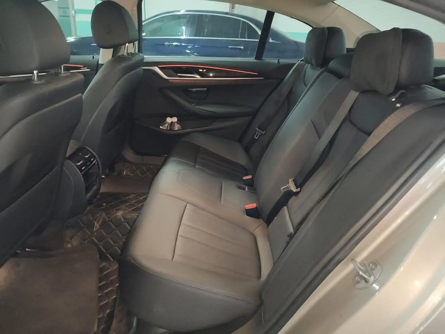 BMW 5 Series 2018 525Li Luxury Package