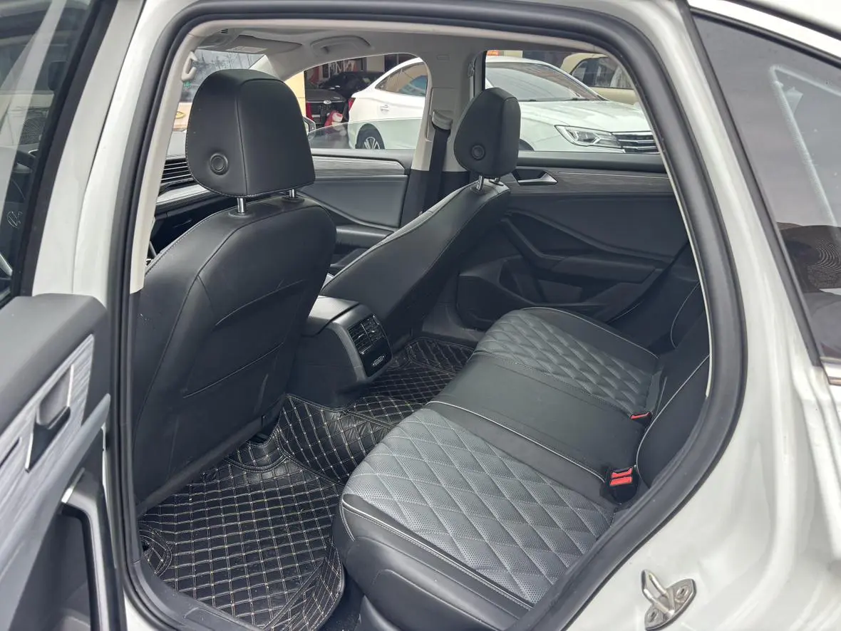 Volkswagen Sagitar 2024 300TSI DSG Beyond