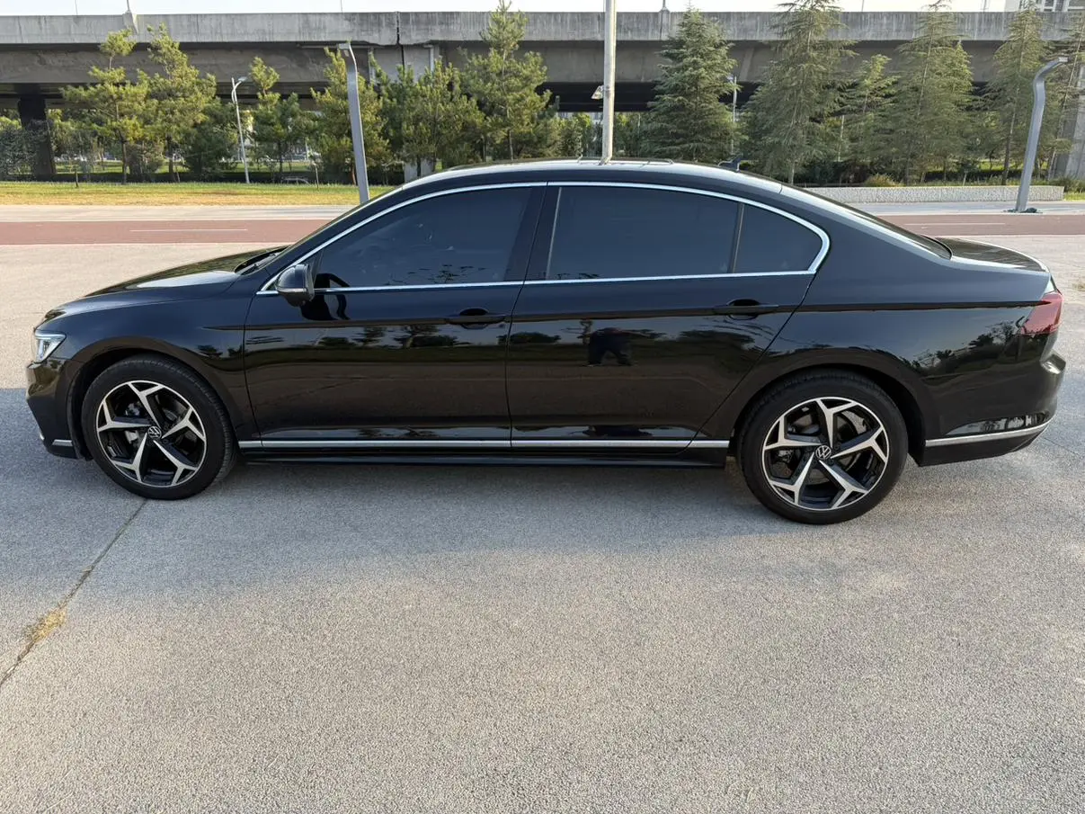 Volkswagen Magotan 2023 200 Units Commemorative 280TSI DSG Comfort