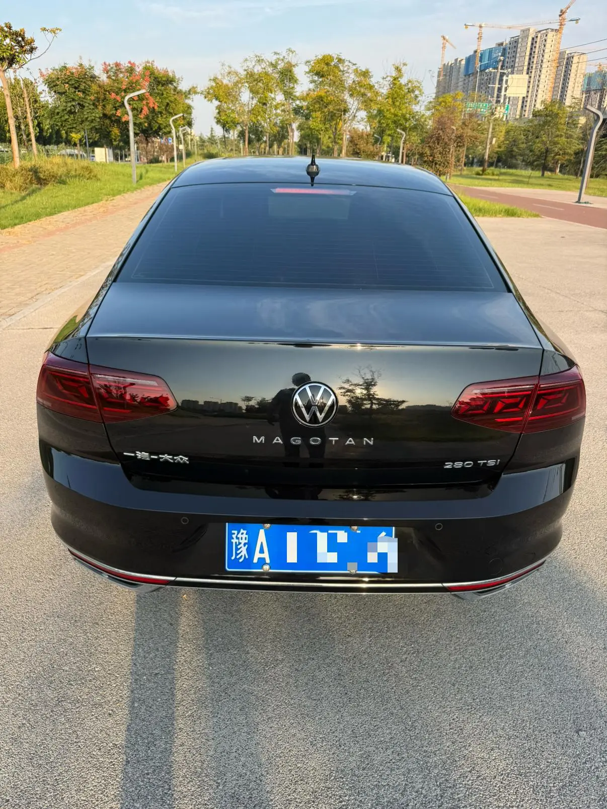 Volkswagen Magotan 2023 200 Units Commemorative 280TSI DSG Comfort