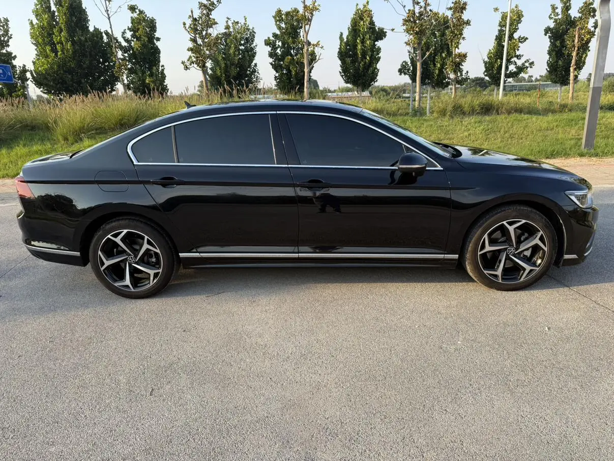 Volkswagen Magotan 2023 200 Units Commemorative 280TSI DSG Comfort