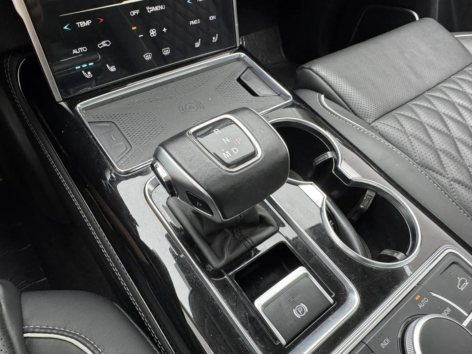 Hongqi HS7 2021 3.0T Auto 4WD Smart Connected Qichang