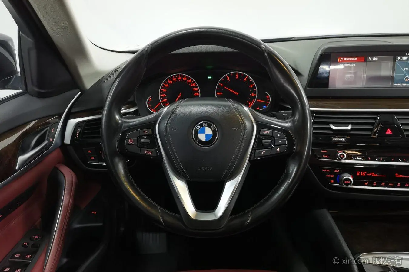 BMW 5 Series 2018 528Li Launch Special