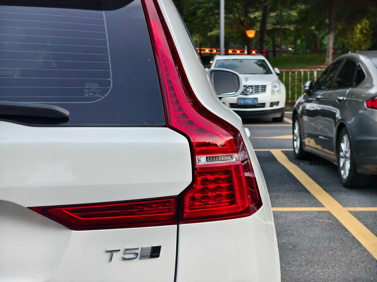 Volvo XC60 2020 T5 4WD Smart Luxury