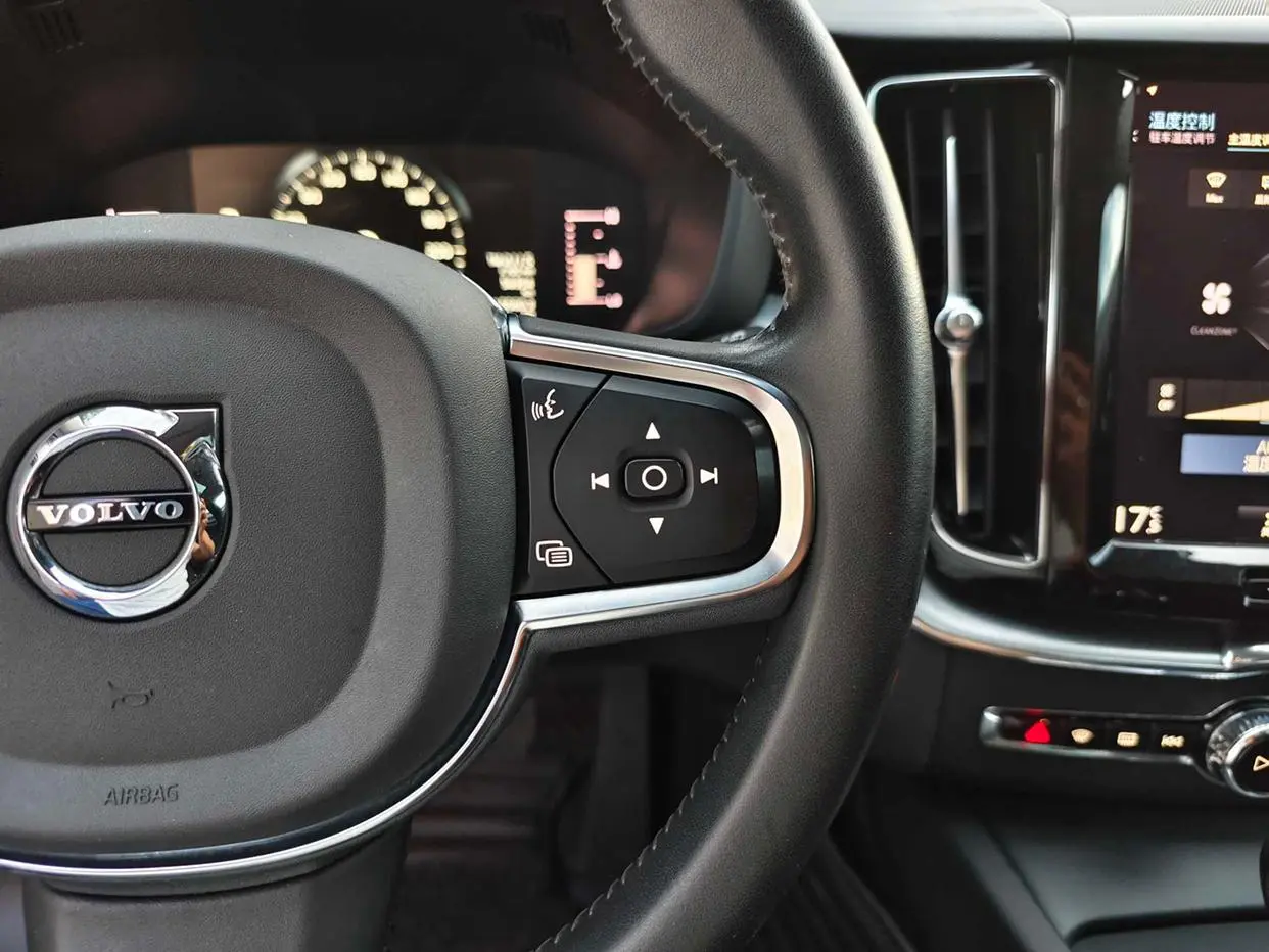 Volvo XC60 2020 T5 4WD Smart Luxury