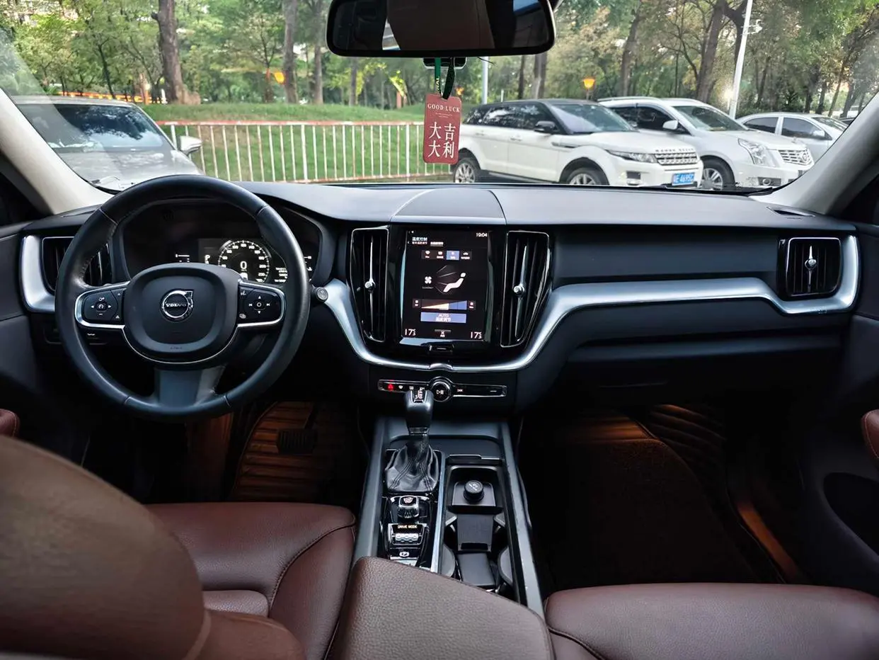 Volvo XC60 2020 T5 4WD Smart Luxury