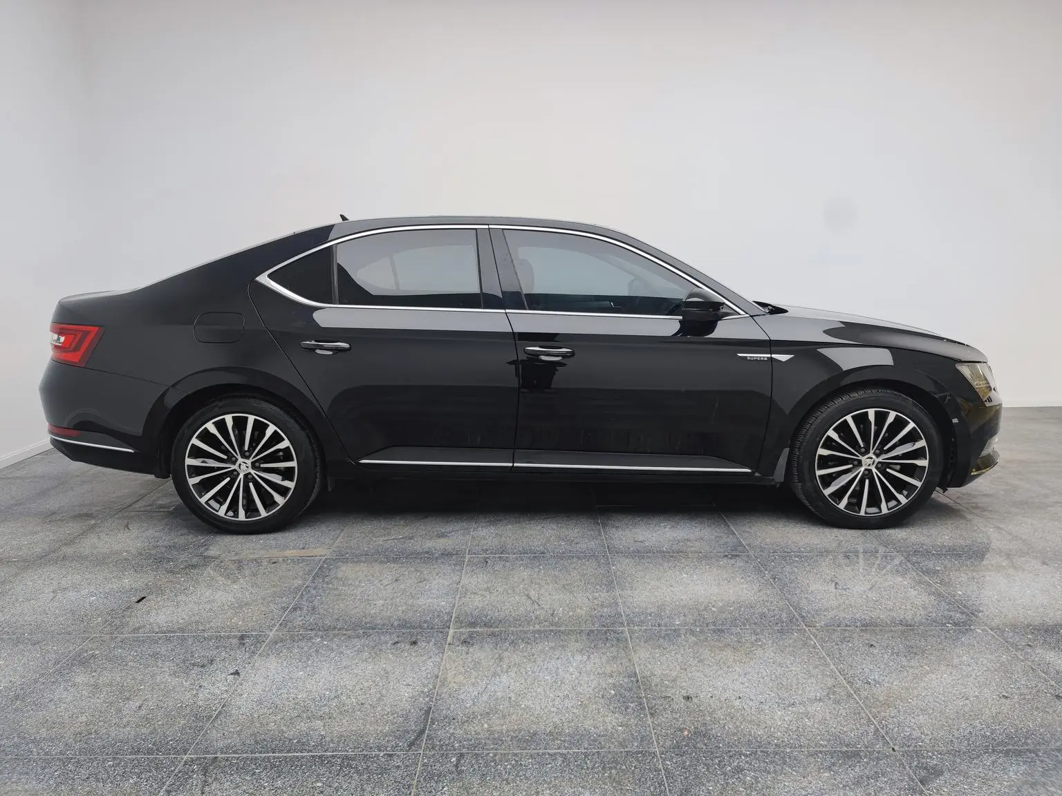 Skoda Superb 2018 TSI330 DSG Comfort China V