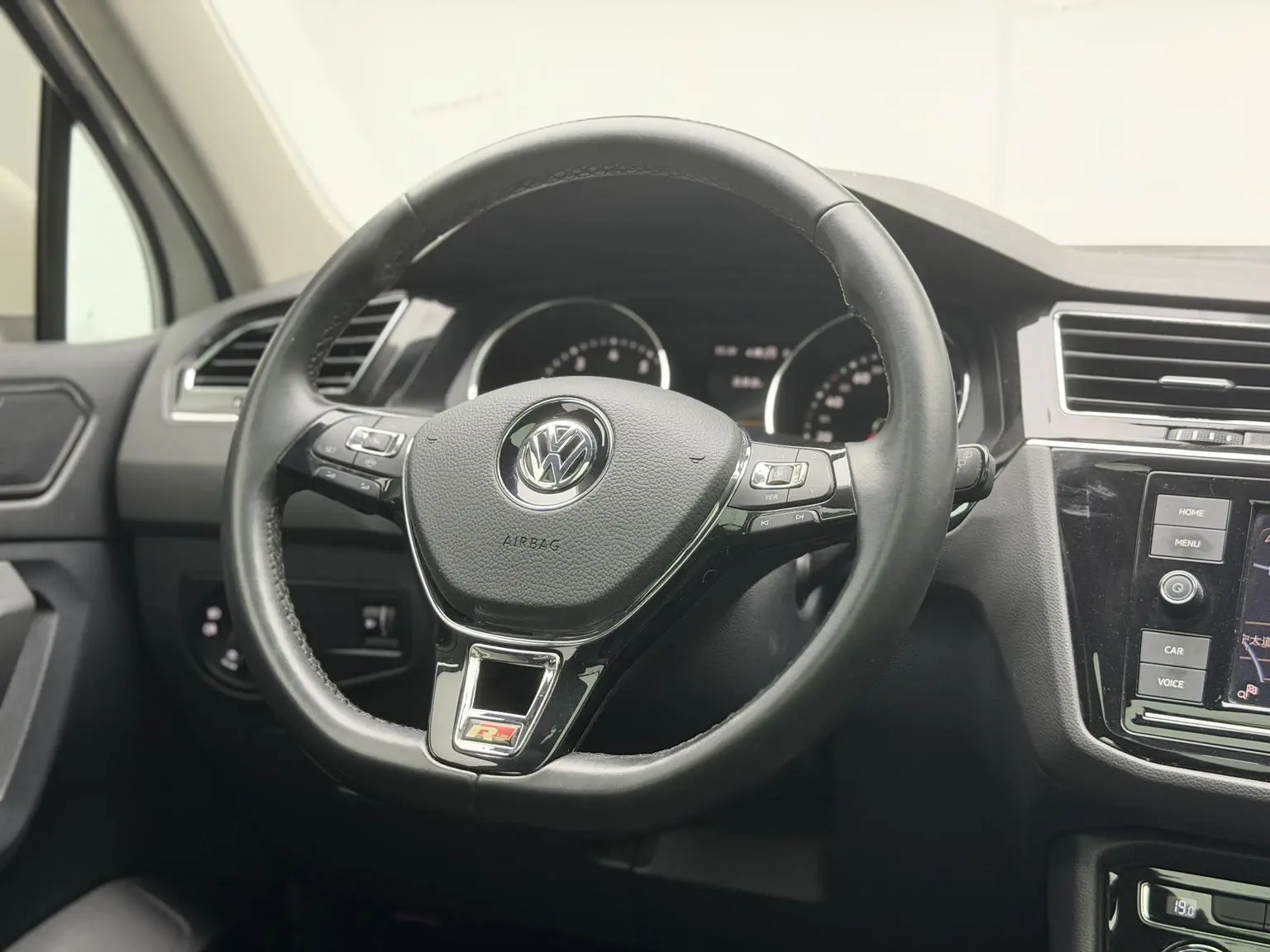 Volkswagen Tiguan L 2019 330TSI Auto 2WD Panoramic Comfort China VI