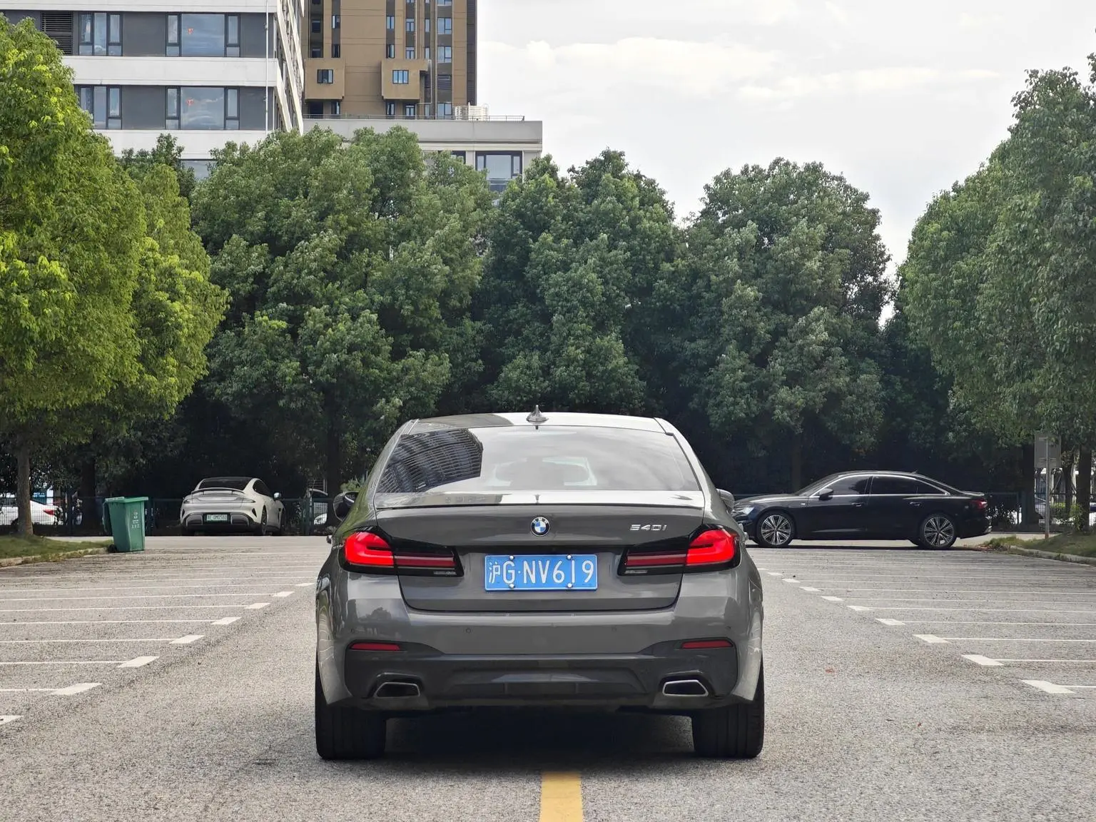 BMW 5 Series ( Import ) 2022 530i M Sport Package