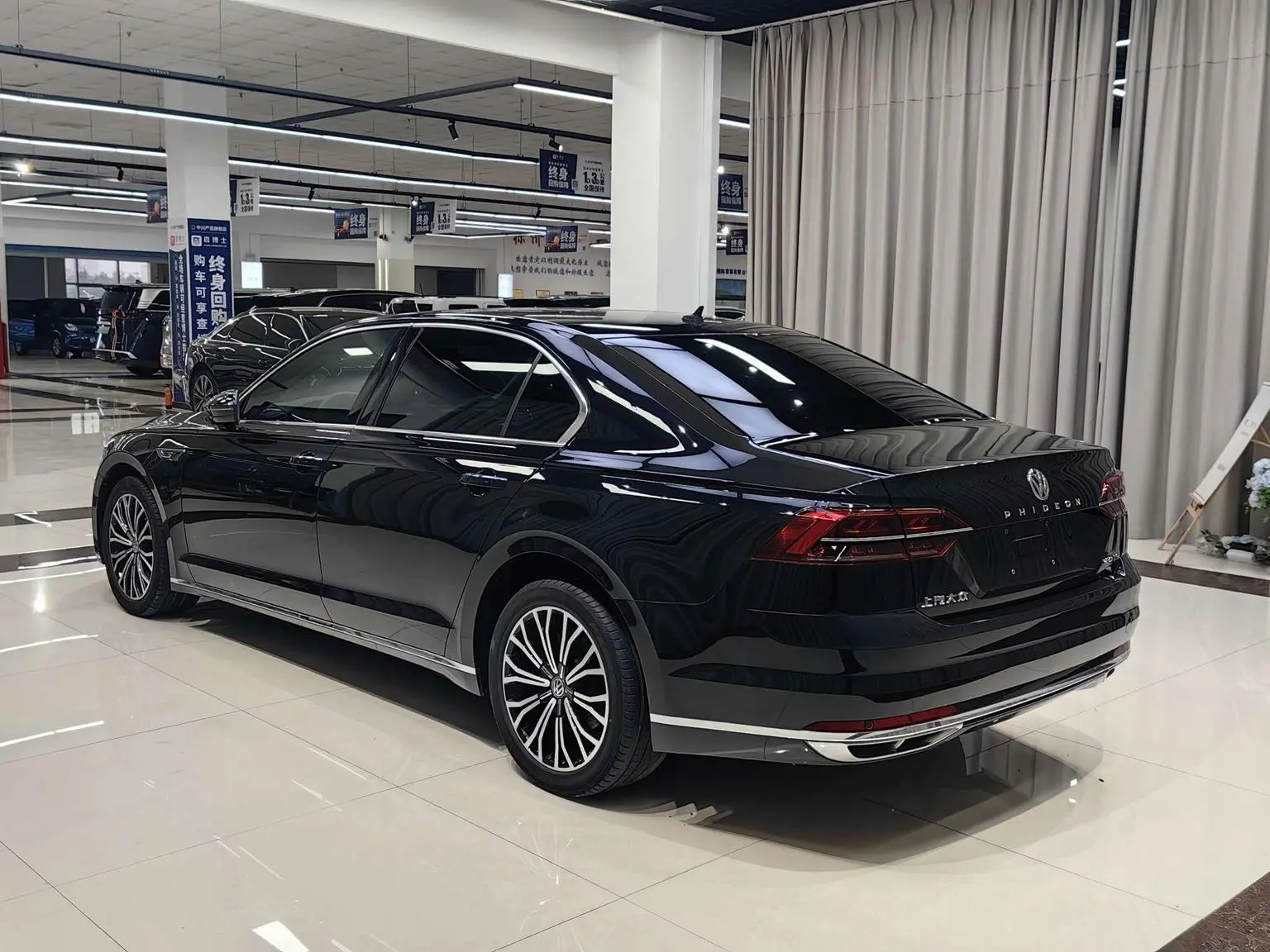 Volkswagen 2019 380TSI 2WD Business China VI