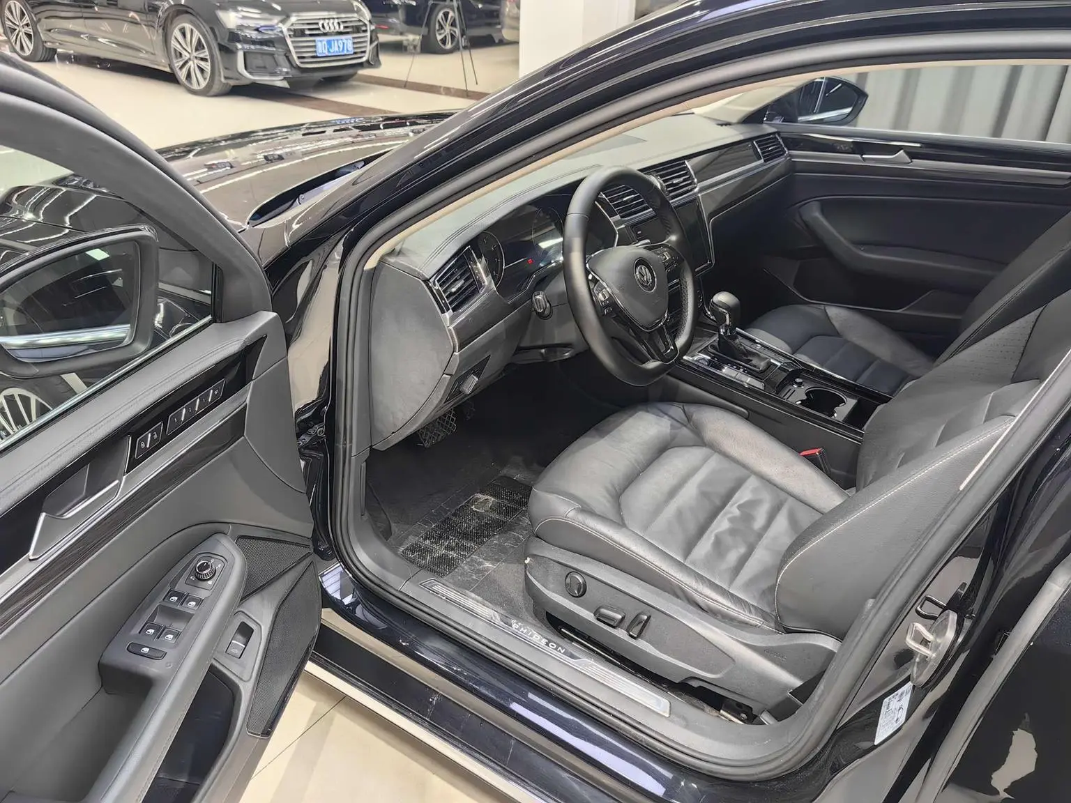 Volkswagen 2019 380TSI 2WD Business China VI