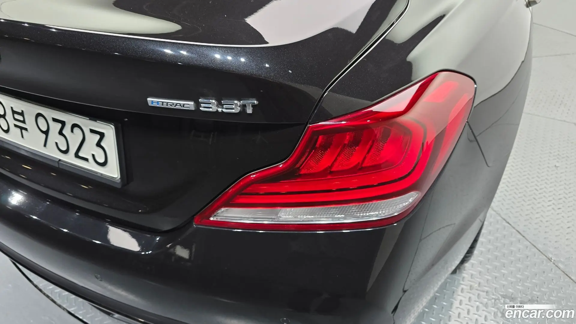 Genesis G70 3.3T Sport AWD