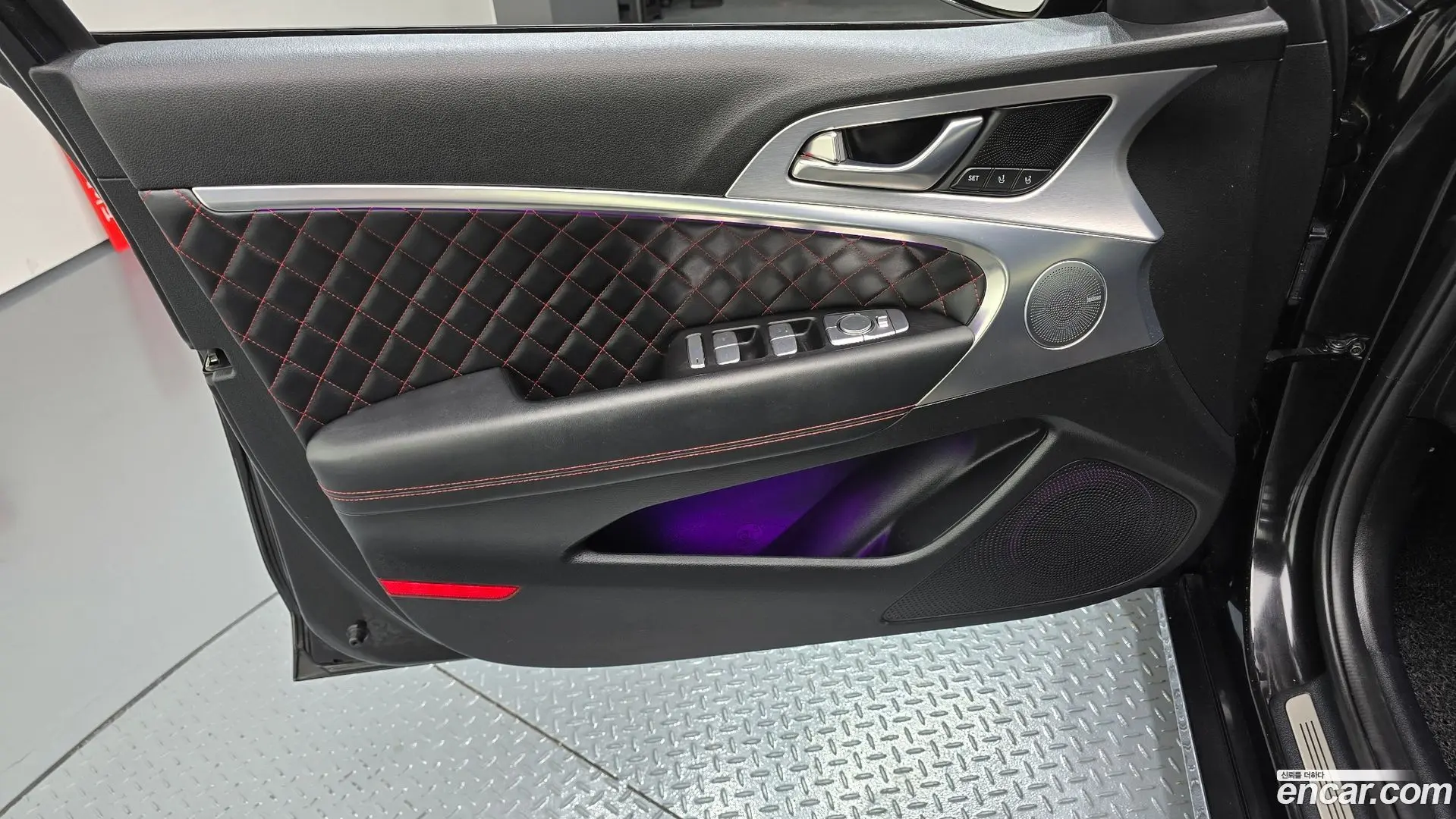 Genesis G70 3.3T Sport AWD