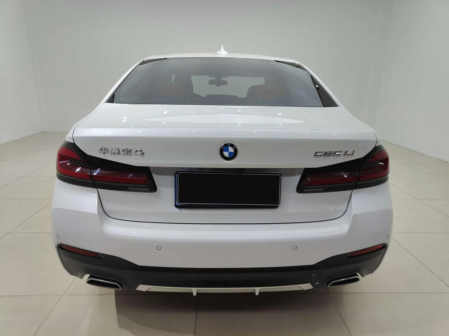 BMW 5 Series 2022 2nd Facelift 525Li Luxury Package