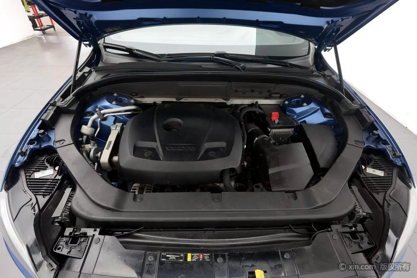 Volvo XC60 2019 T5 4WD Smart Elegant Sport China V