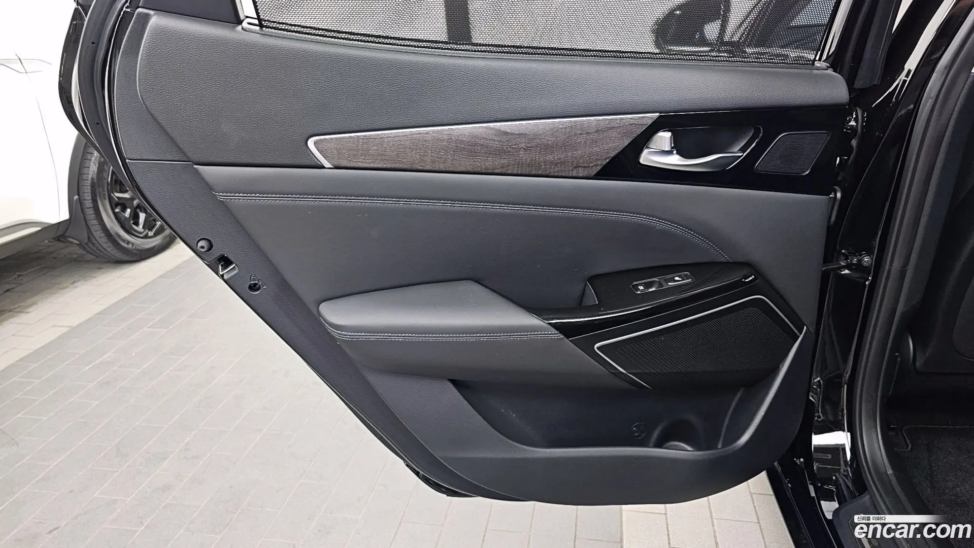 Kia K7 3.0 LPI Prestige(Rented) 2019