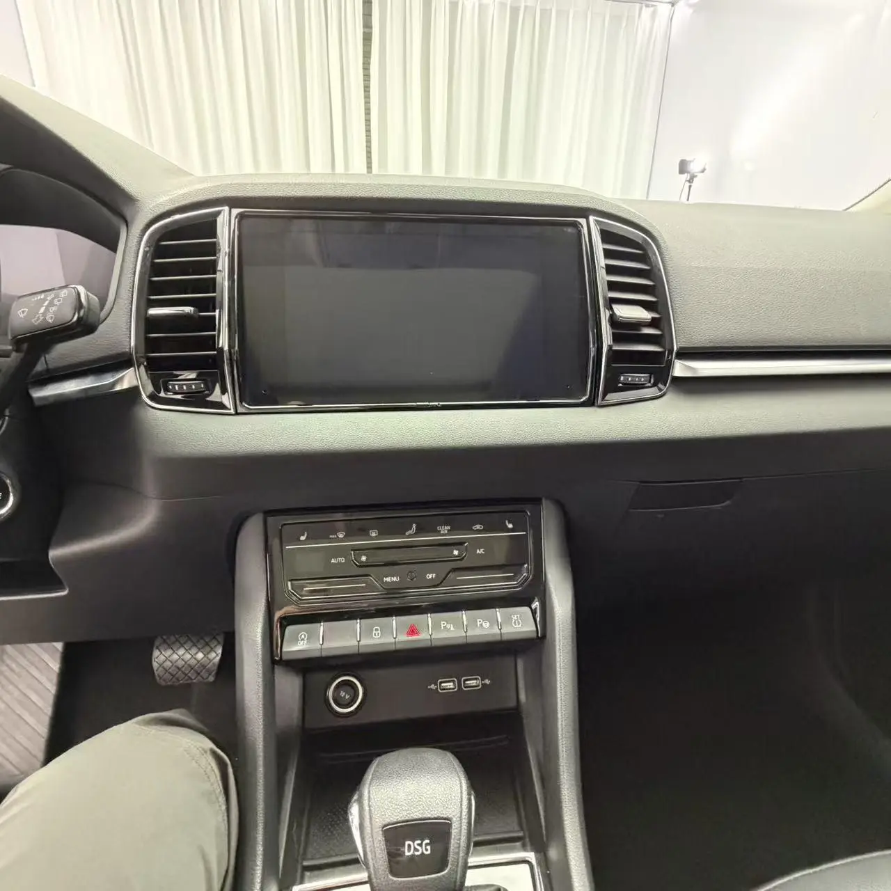 Skoda 2023 TSI280 Premium Plus