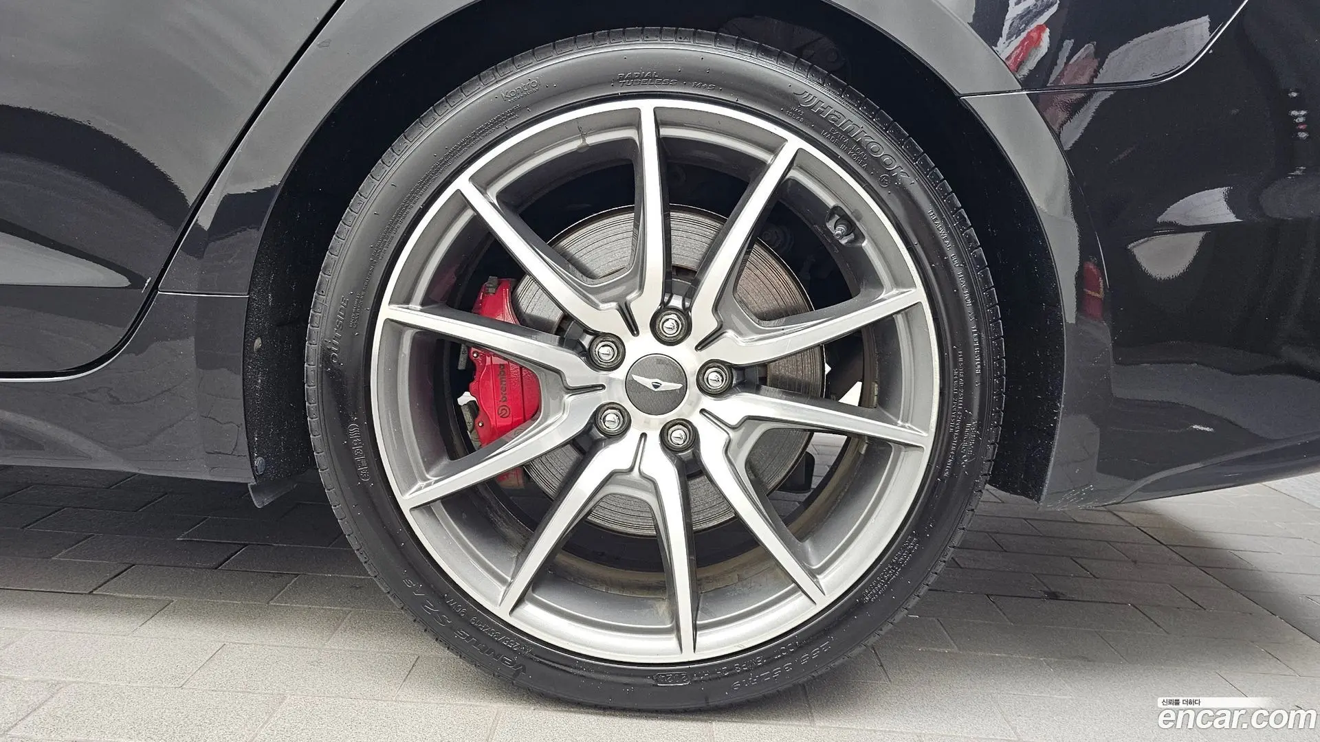 Genesis G70 2.0T AWD