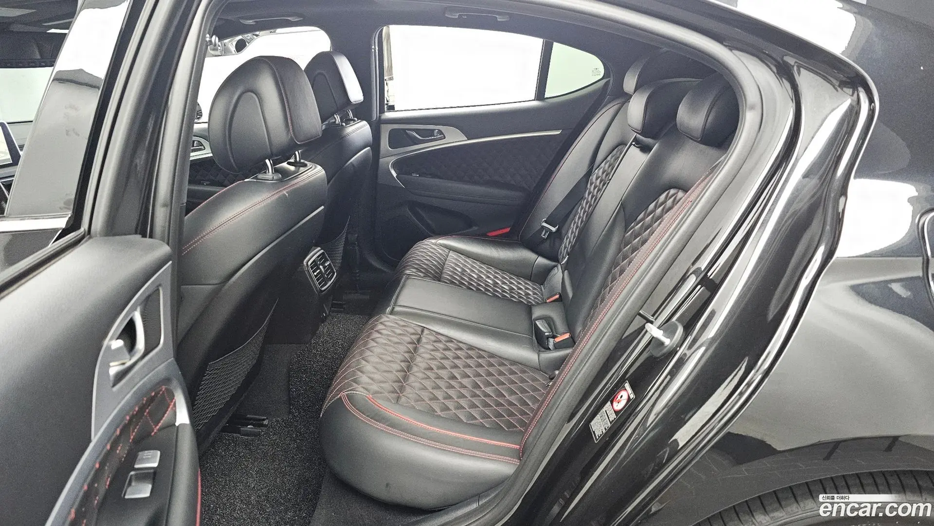 Genesis G70 2.0T AWD