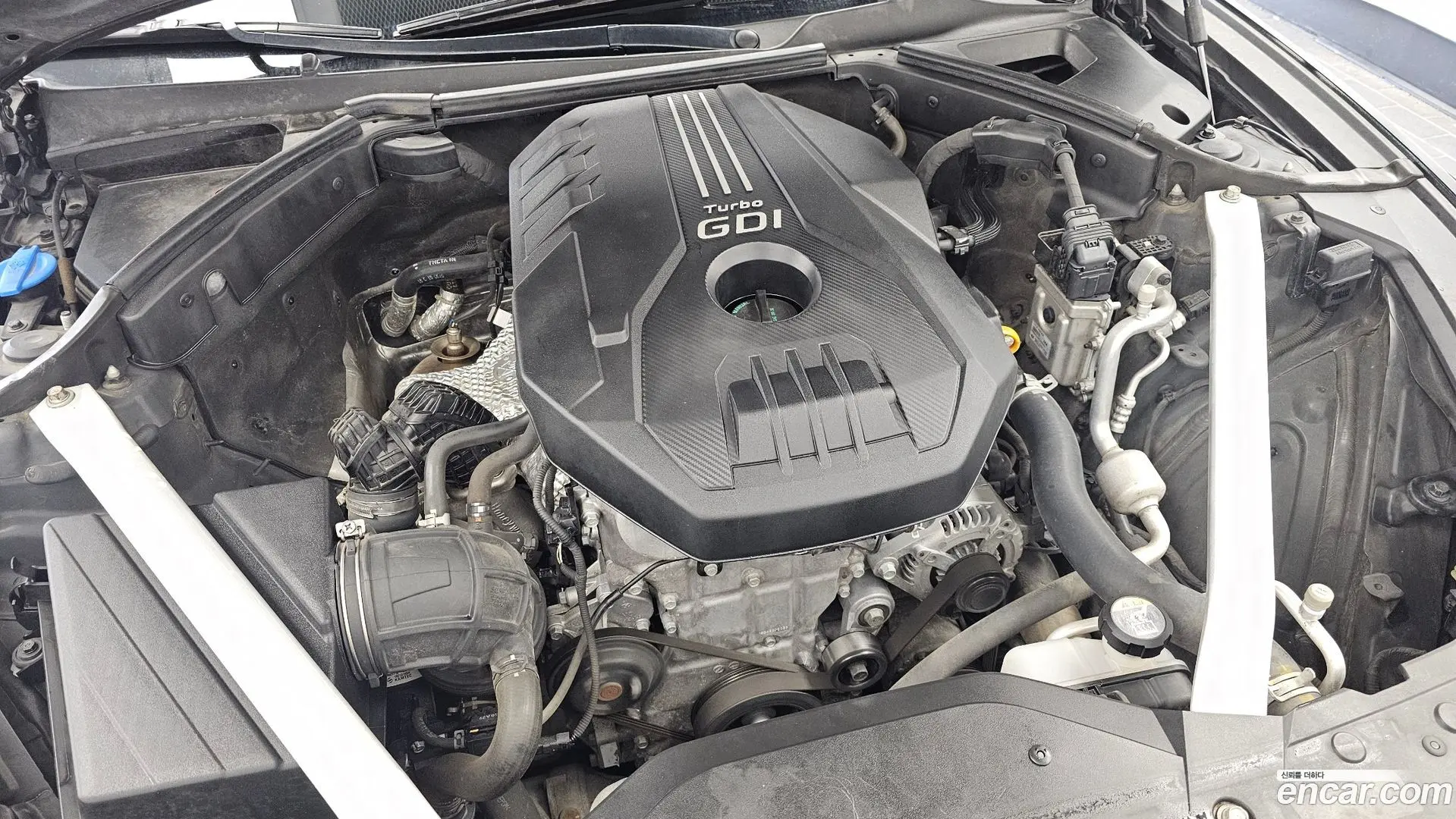 Genesis G70 2.0T AWD