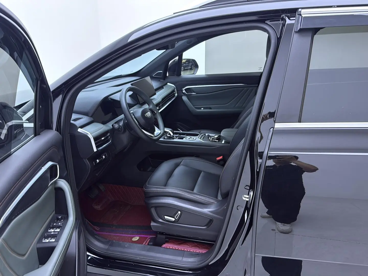 Geely Haoyue L 2023 2.0TD DCT Premium