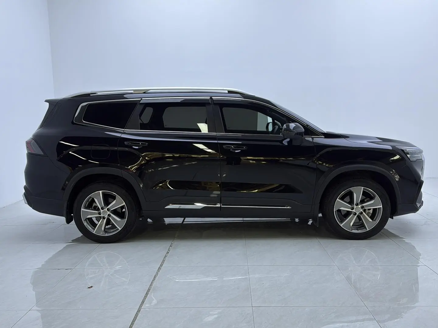 Geely Haoyue L 2023 2.0TD DCT Premium