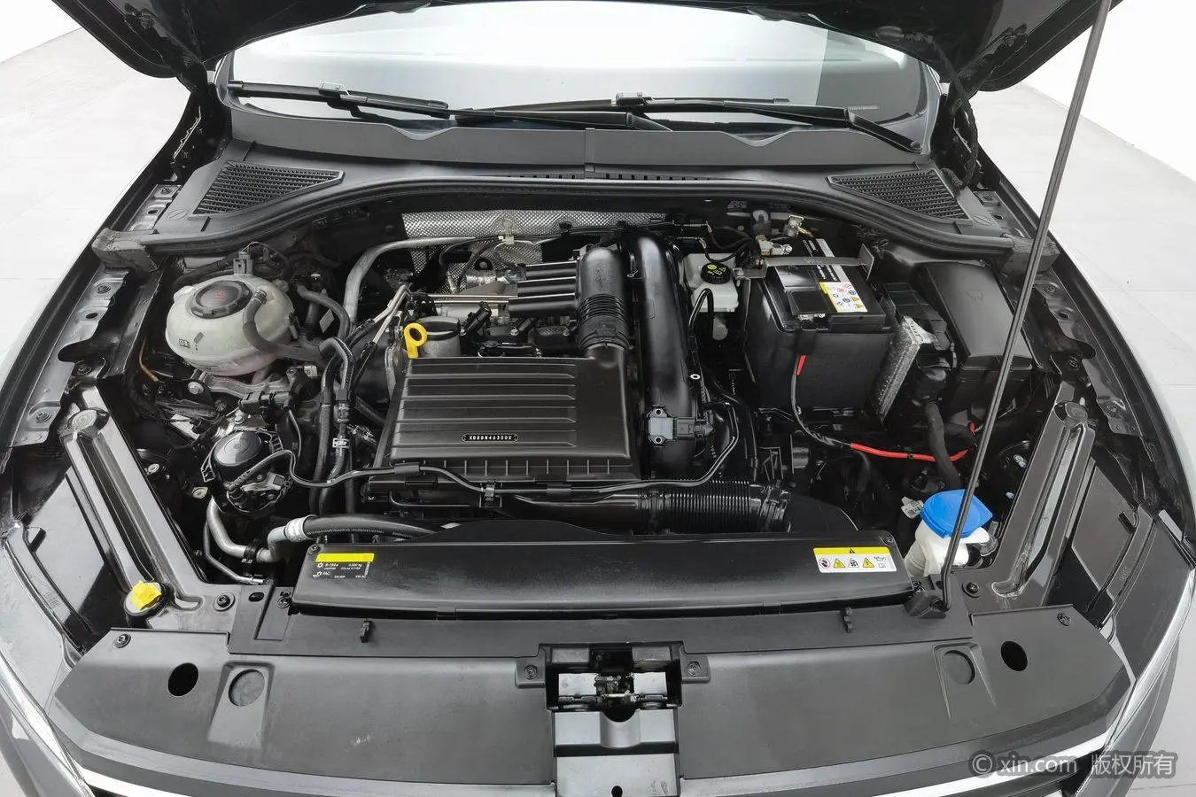 Volkswagen Bora 2021 280TSI DSG Smart Connected