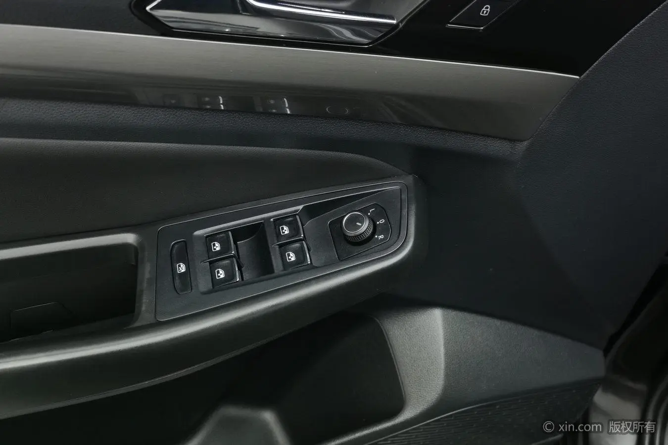 Volkswagen Bora 2021 280TSI DSG Smart Connected