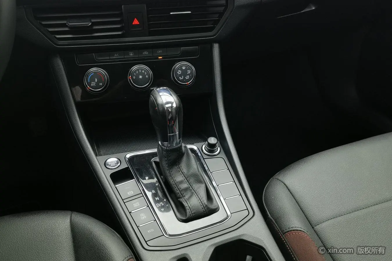 Volkswagen Bora 2021 280TSI DSG Smart Connected