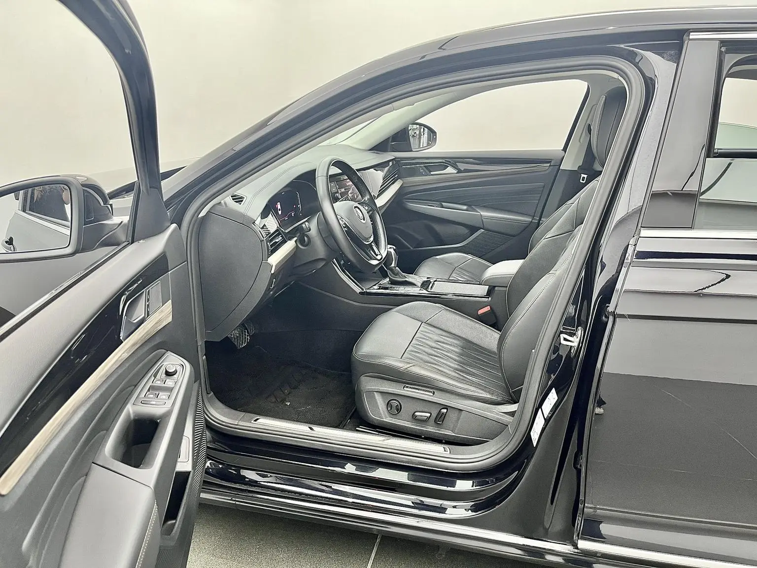 Volkswagen Passat 2019 330TSI Luxury China VI