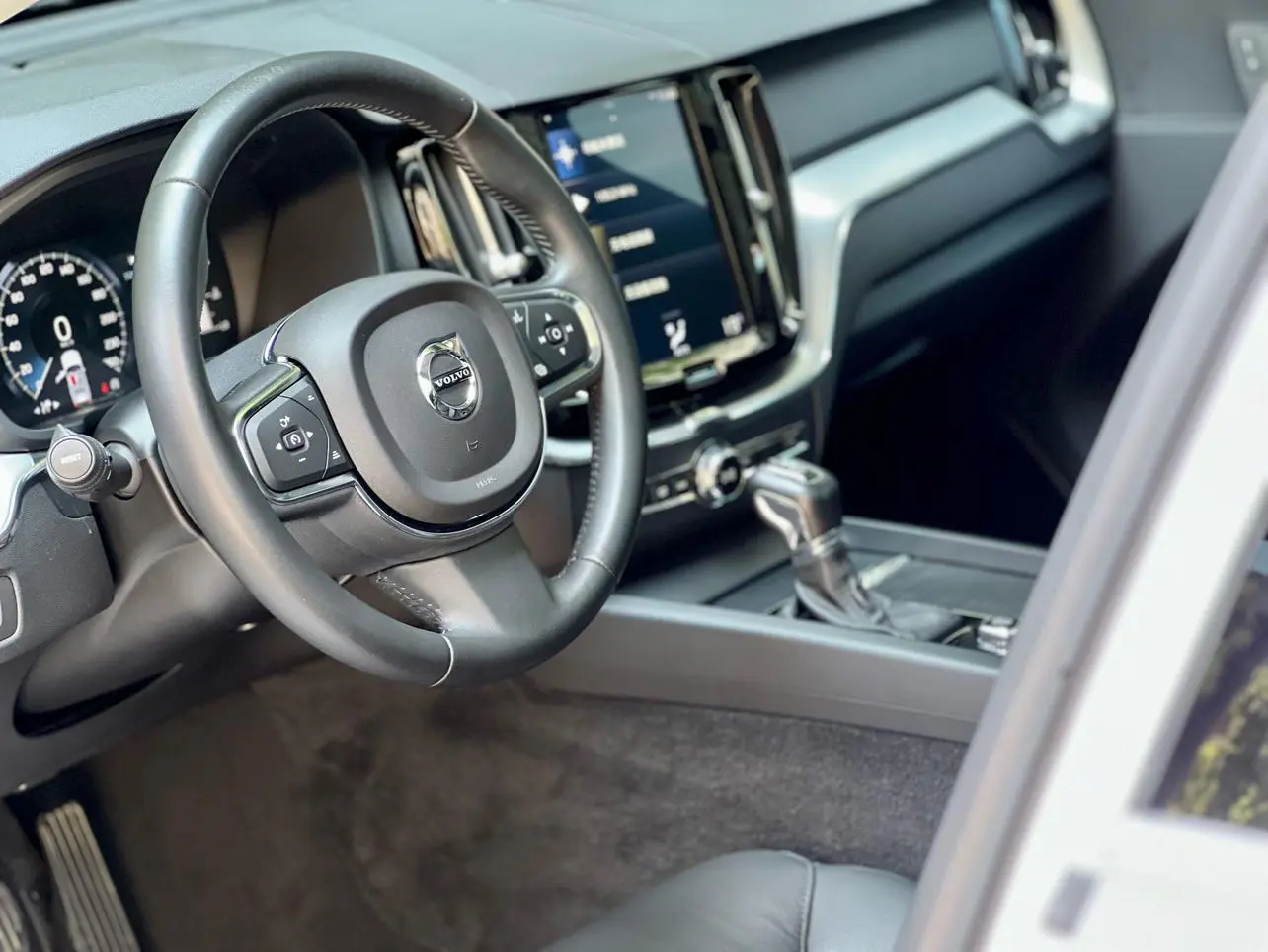 Volvo XC60 2019 T5 4WD Smart China V
