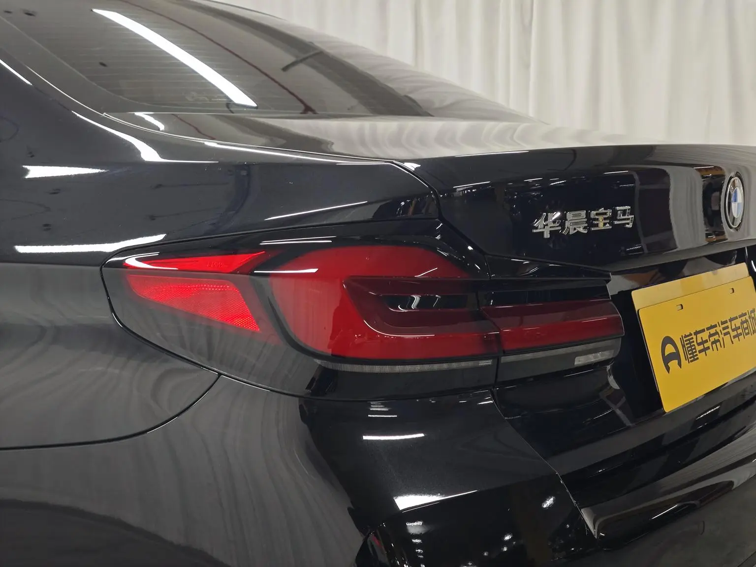 BMW 5 Series 2022 2nd Facelift 525Li M Sport Package
