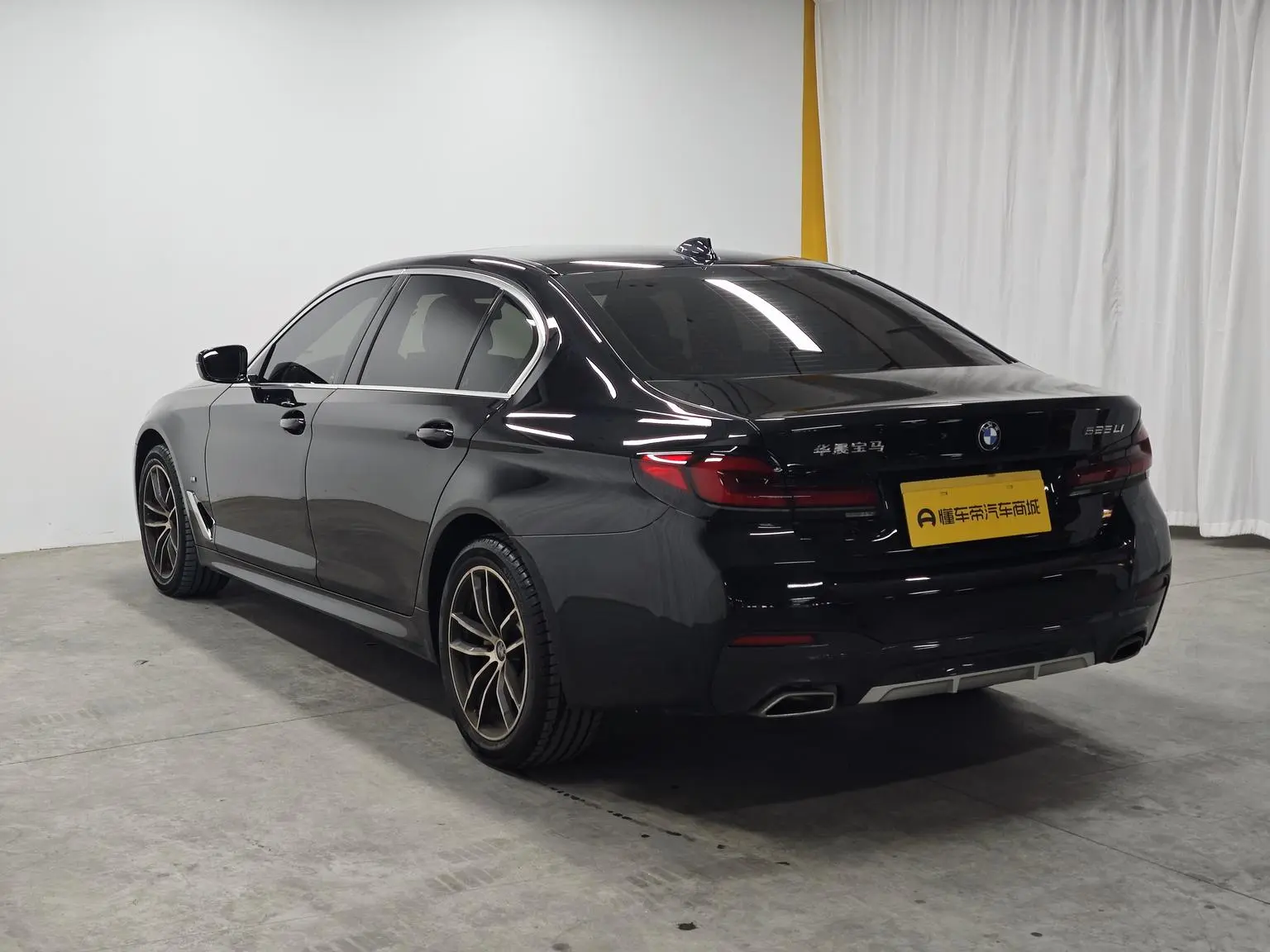 BMW 5 Series 2022 2nd Facelift 525Li M Sport Package
