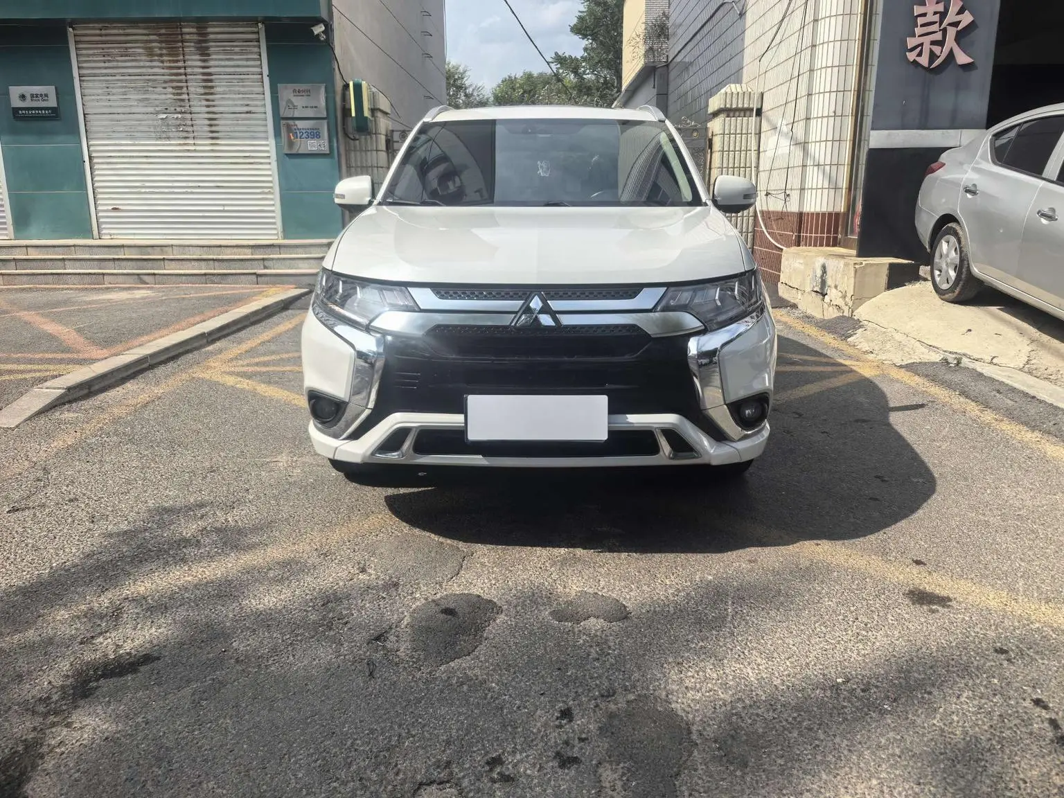 Mitsubishi Outlander 2021 2.4L 4WD Premium 7 seat