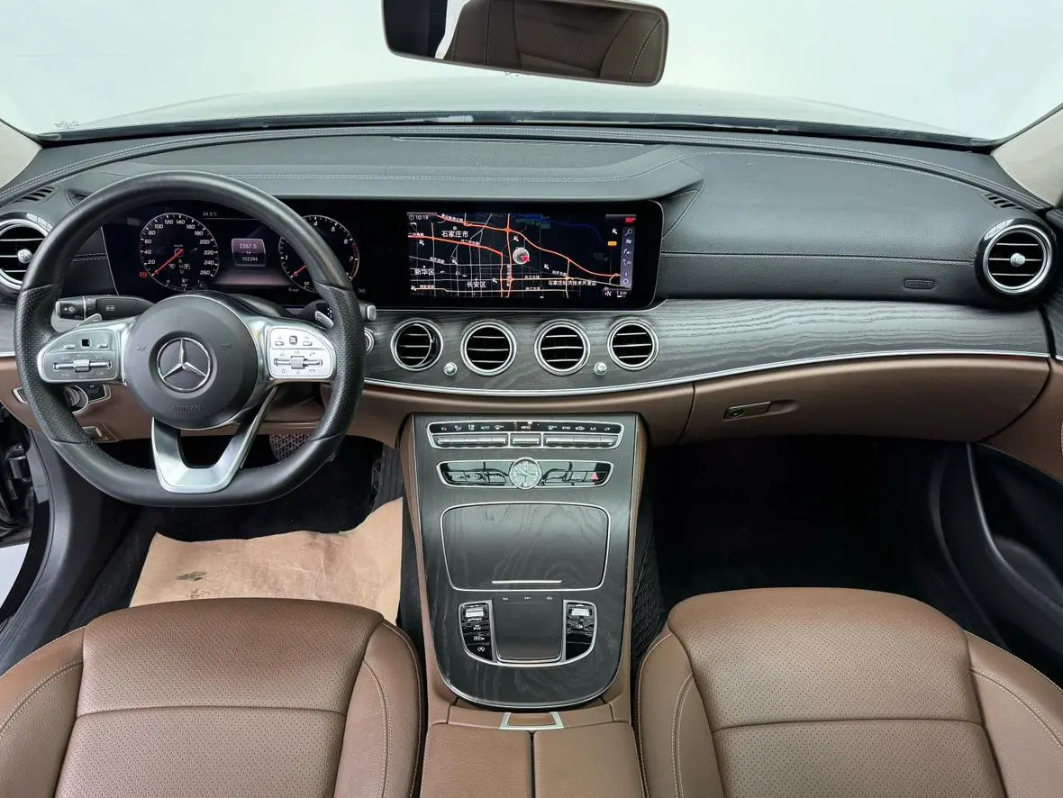 Mercedes-Benz E Class 2020 E 300 L Fashion