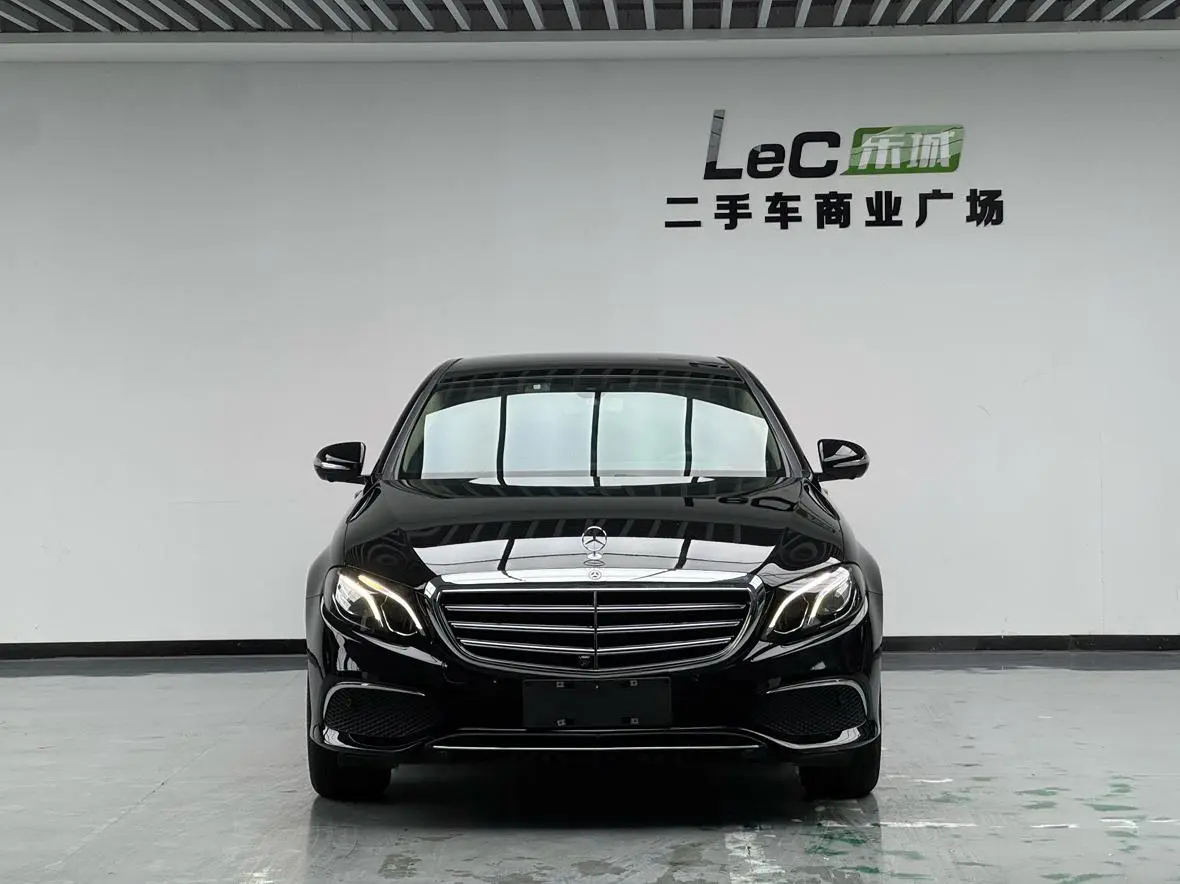 Mercedes-Benz E Class 2020 E 300 L Fashion