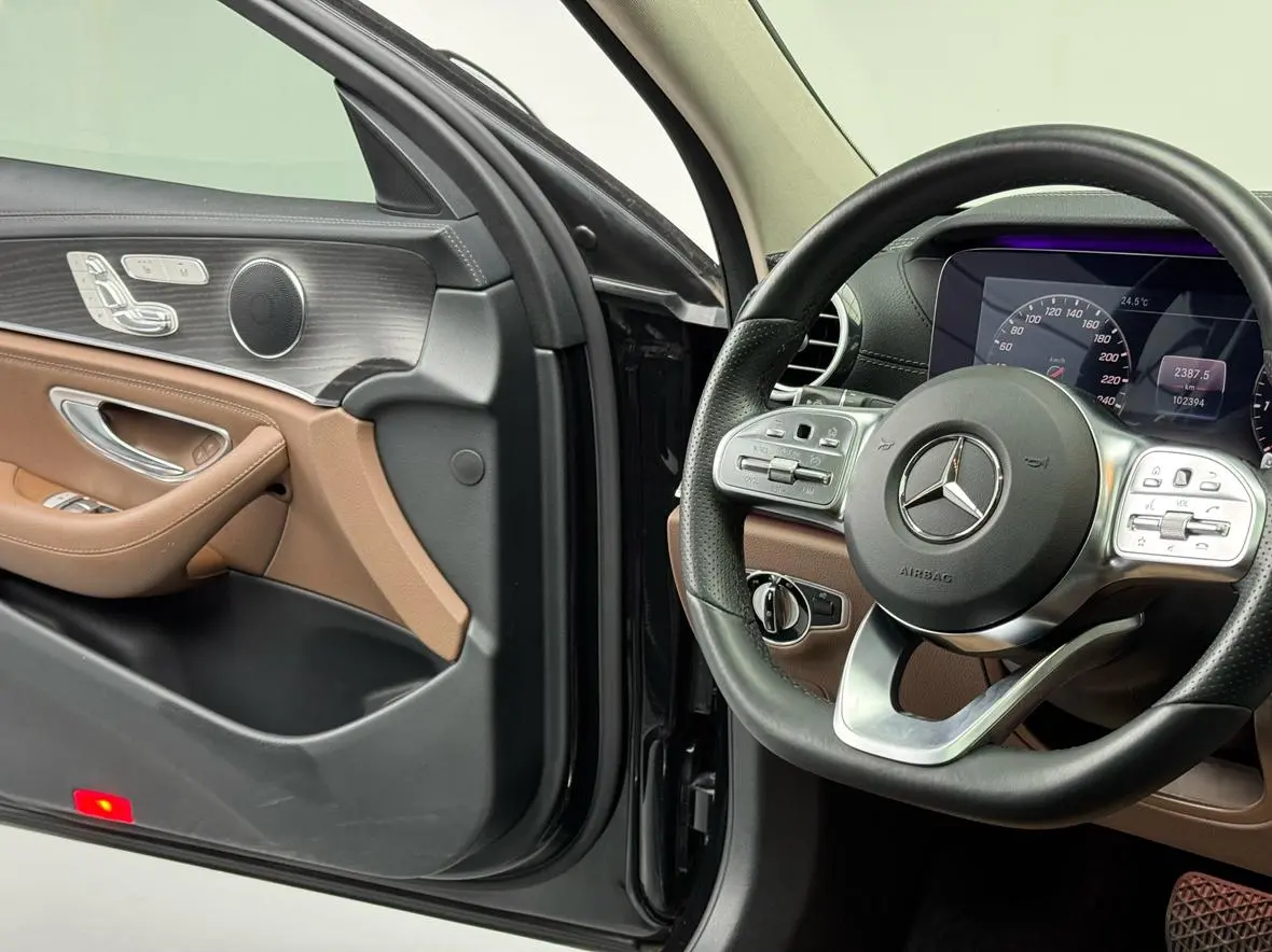 Mercedes-Benz E Class 2020 E 300 L Fashion