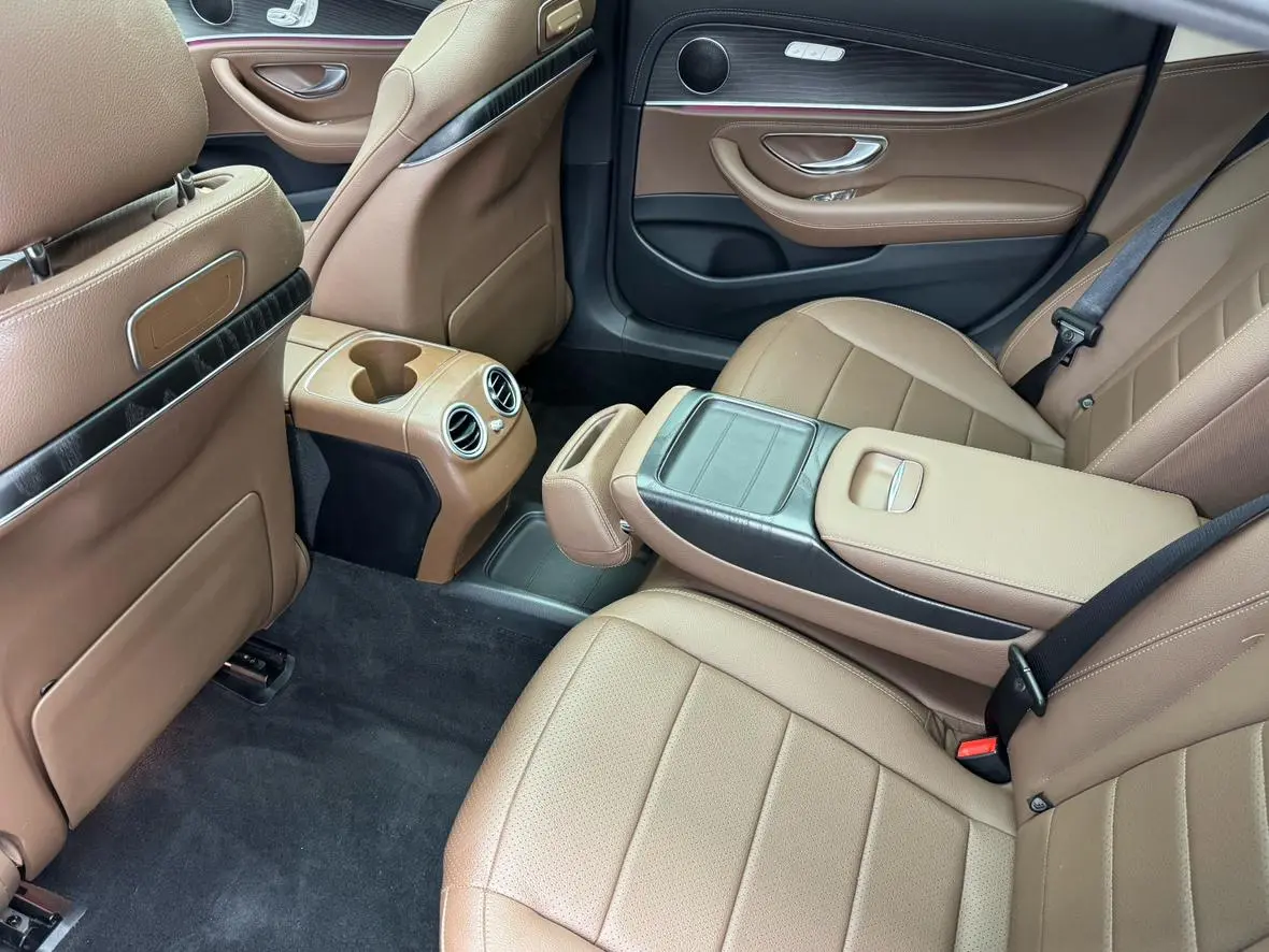 Mercedes-Benz E Class 2020 E 300 L Fashion