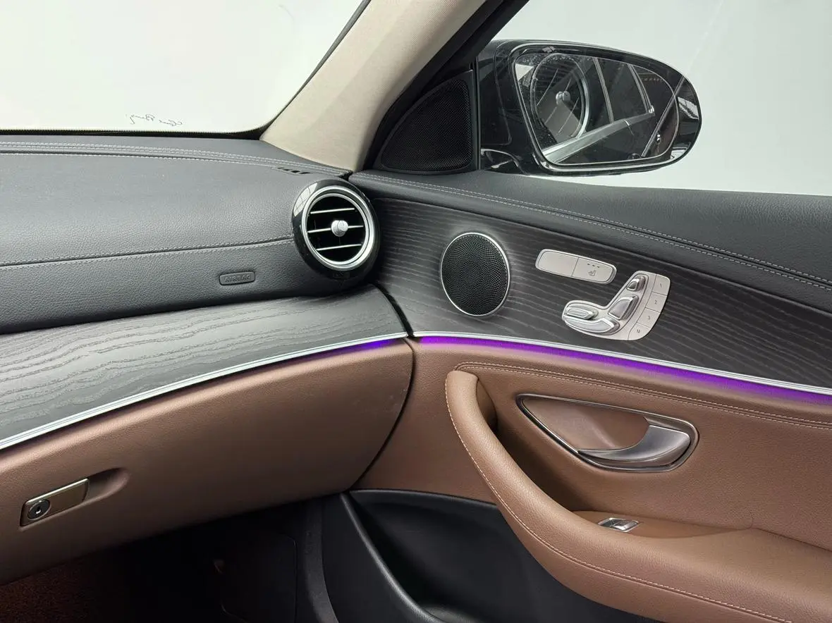 Mercedes-Benz E Class 2020 E 300 L Fashion